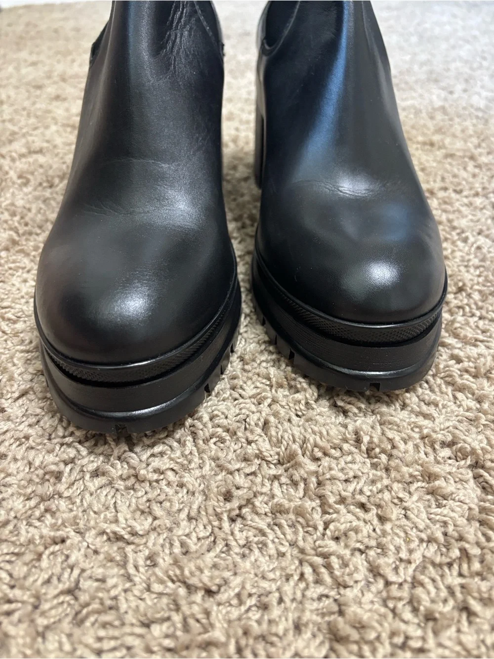 PRADA Chelsea ankle boots women’s 41 black leather high fashion chic - Picture 11 of 12